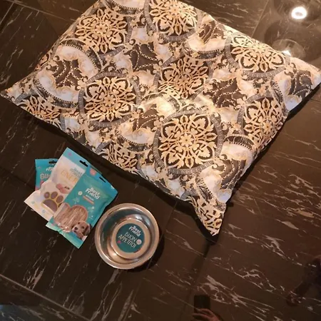 B&B New Living Milano 고르곤촐라